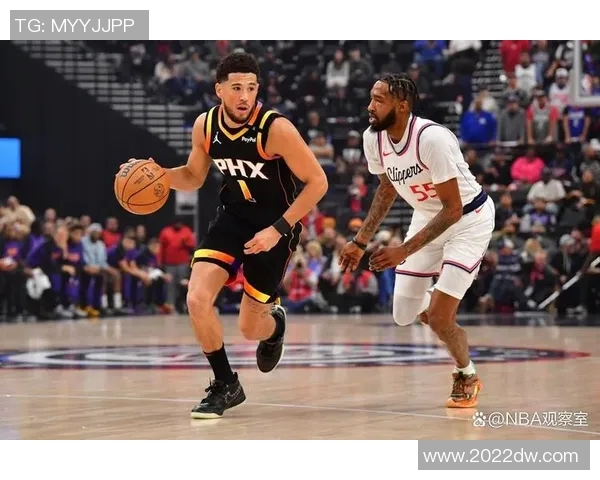 布克与太阳队谈判两年15亿续约合同引发球迷热议