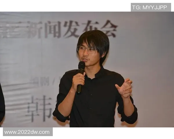 韩寒足球热潮席卷全国青年文化与体育的完美结合